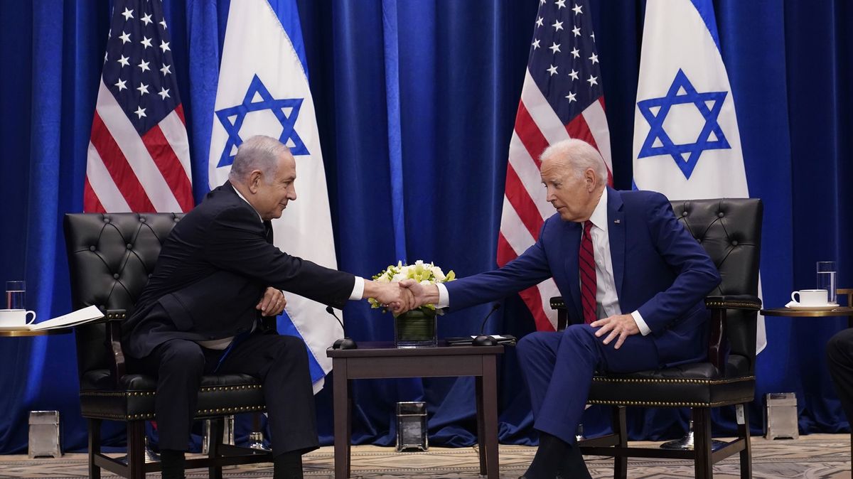 Biden Netanjahuovi: Mám tě rád, Bibi, i když tě nemohu vystát